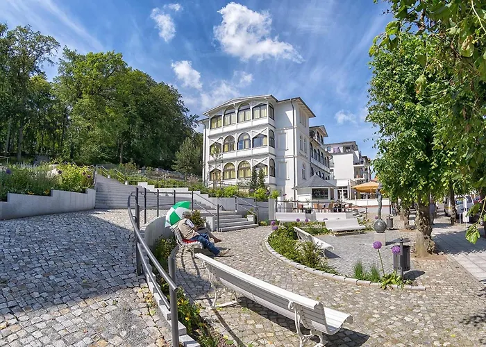 Haus Am Schwalbennest * Sellin (Rugen)